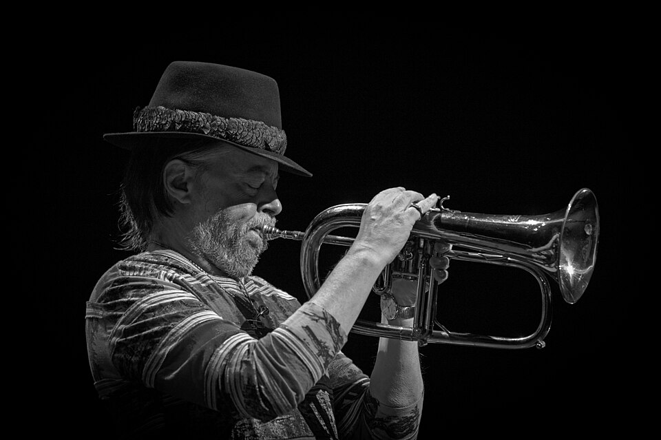 File:Chuck Mangione DSC0042 2.jpg